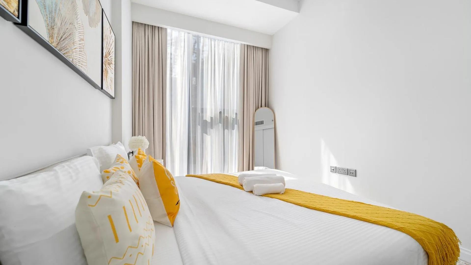 Apartment Stylish 2 Bedroom In Al Jaddaf Dubai United Arab Emirates